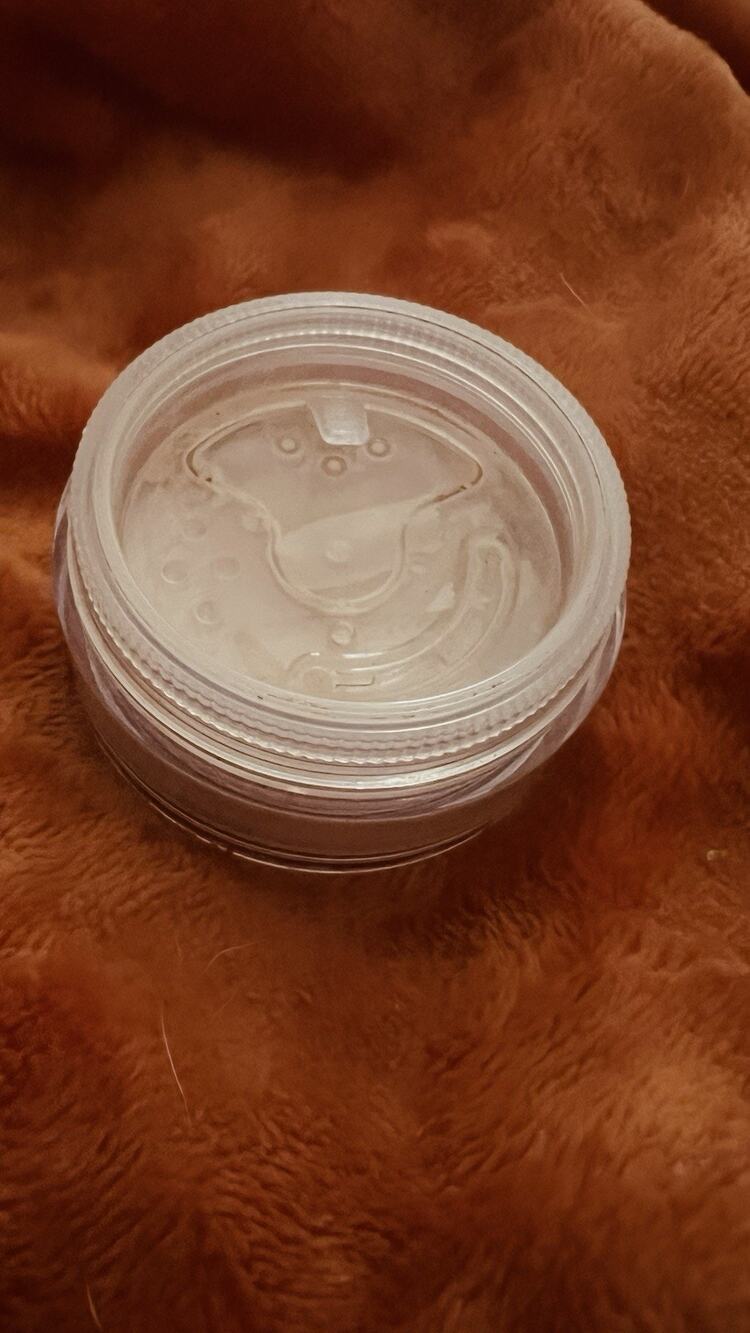 bareMinerals Matte Foundation SPF15 FAIR 01- Size 6 g / 0.21 Oz. No Lid. Sealed